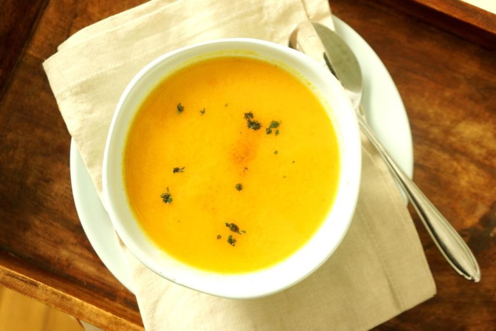 veloute potiron curcuma toque et tablier