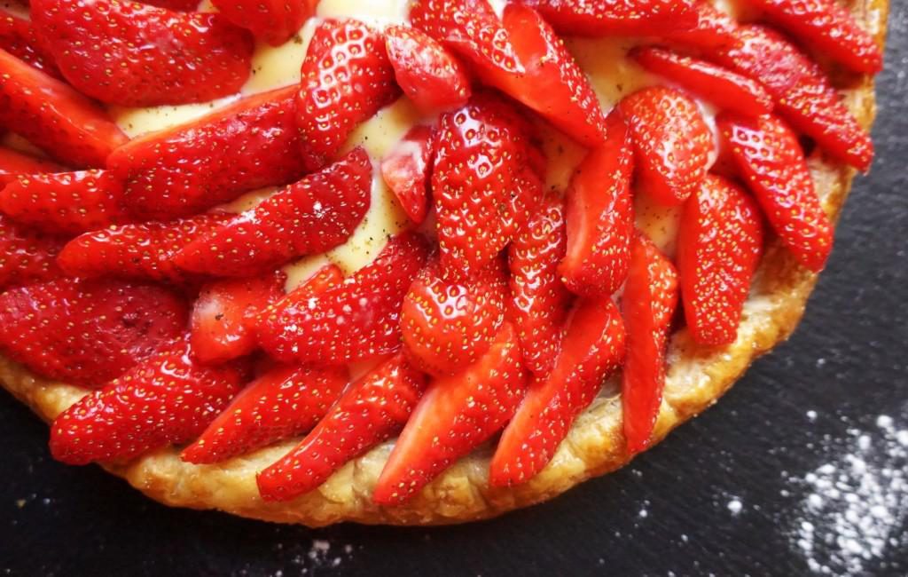 tarte feuillletée fraises toque et tablier (4)