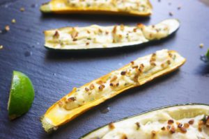 Courgettes farcies au brocciu et pistaches