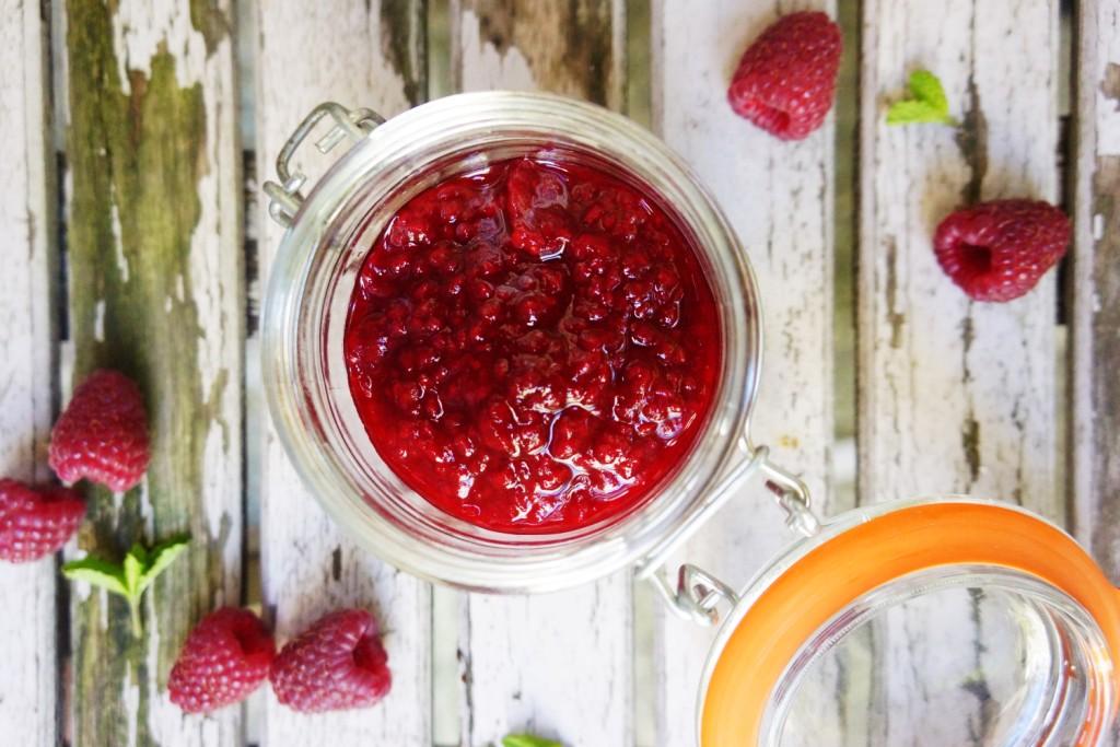 confiture de framboises toque et tablier