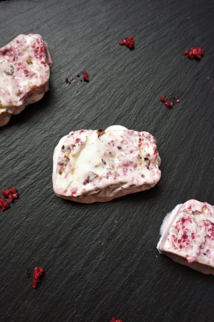 nougat glacé aux framboises toque et tablier